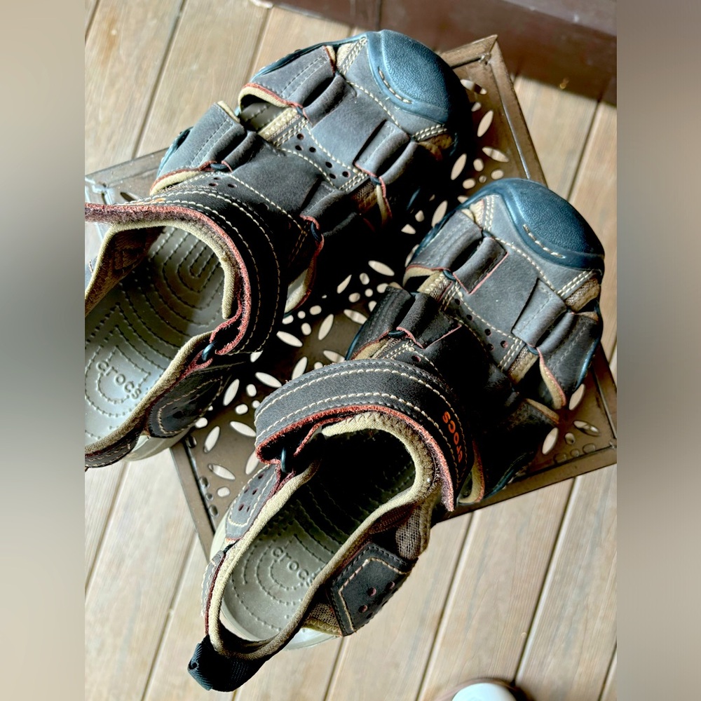 Crocs Swiftwater Fisherman sandals